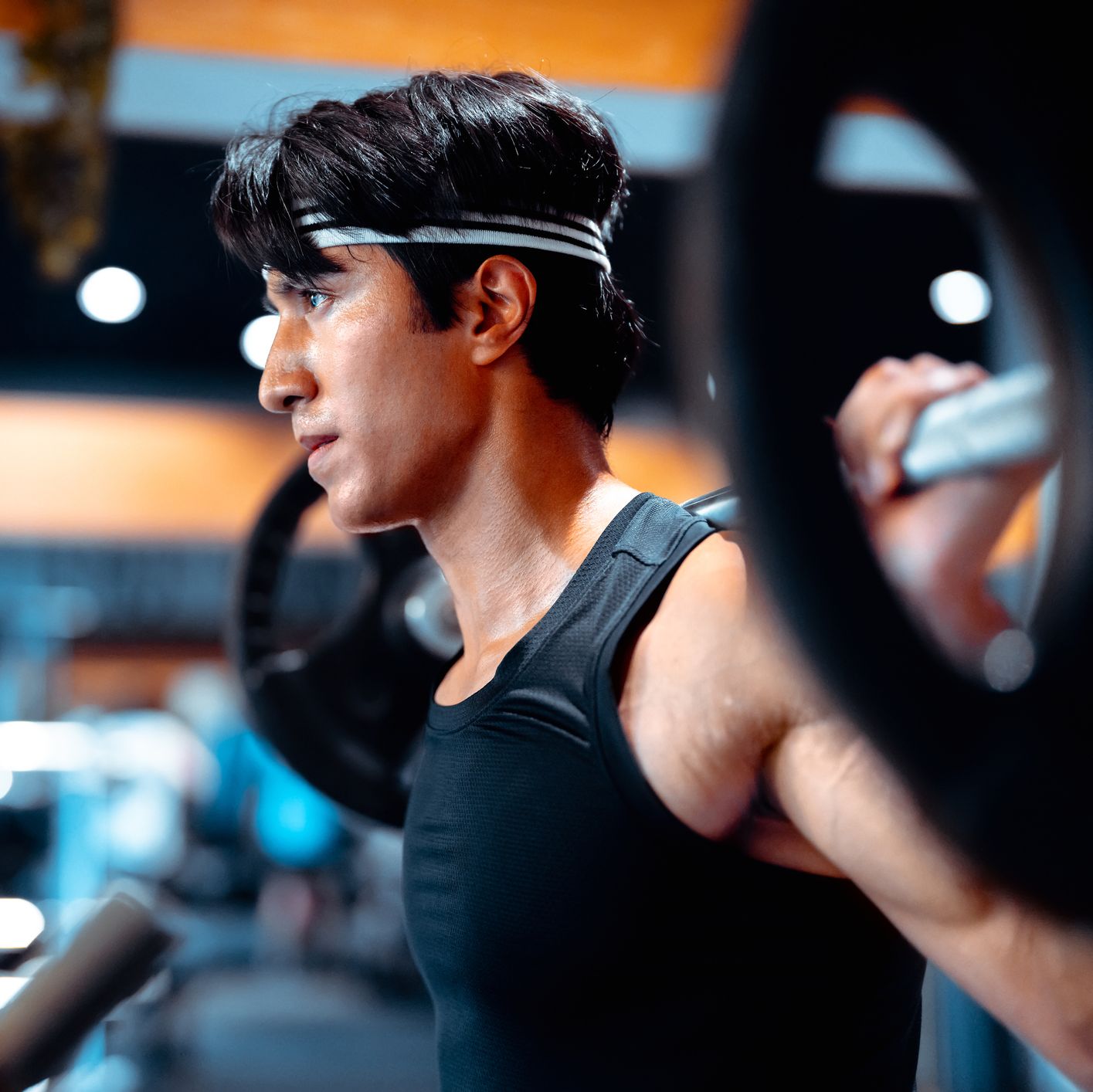 These 4 Squatting Safety Tips Could Save Your Life