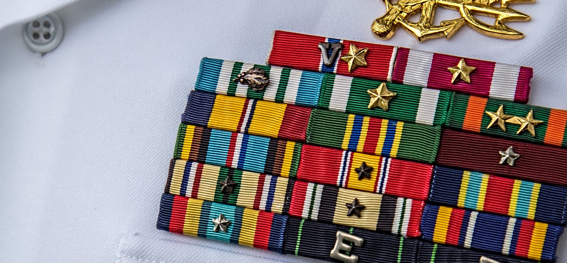 The Difference Between Doubting Yourself and Accepting Failure: The Navy SEAL Approach to Persistence, Resilience, and Success