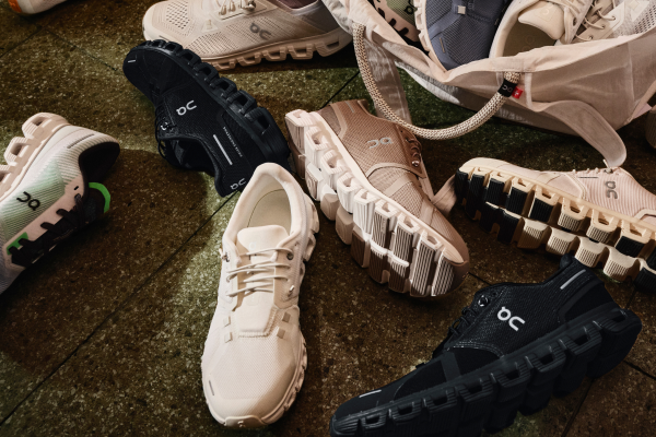 Shop On's Cloud 6 running shoes