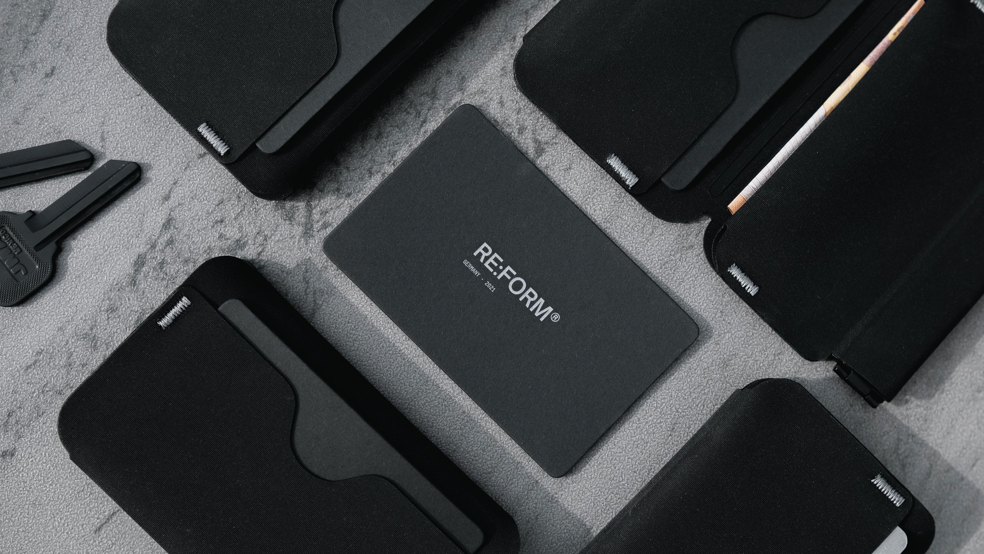 Take 20% Off This Stealthy, Minimalist Wallet