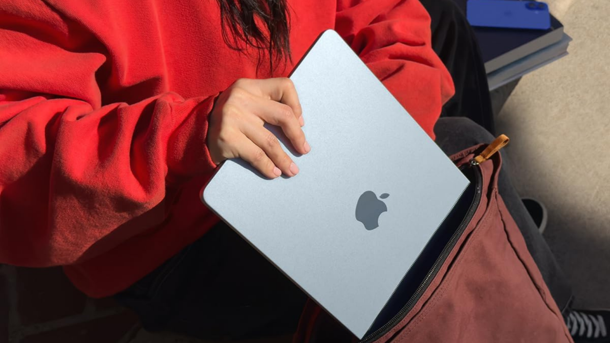 Upgrade to the M4 MacBook Air while the 512GB option is under $1,000